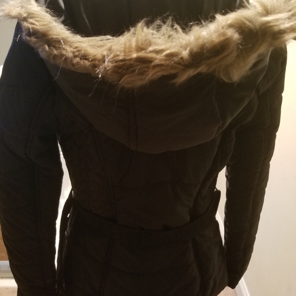Coat - Picture 6 of 8